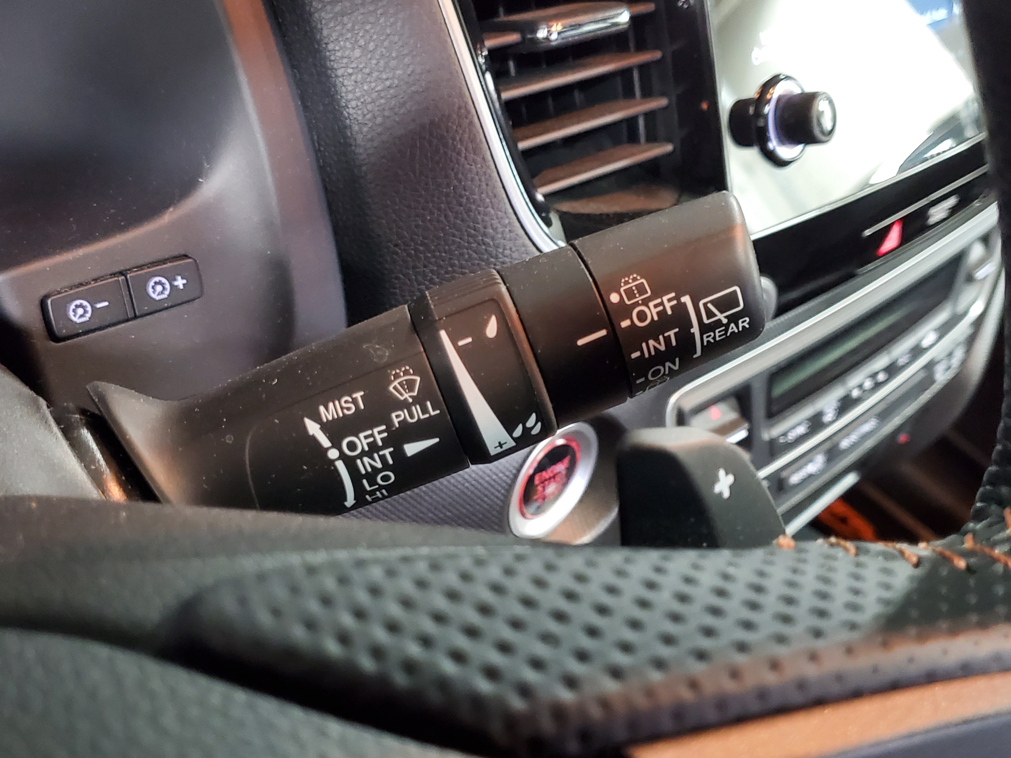 Certified 2025 Honda Passport TrailSport image 30