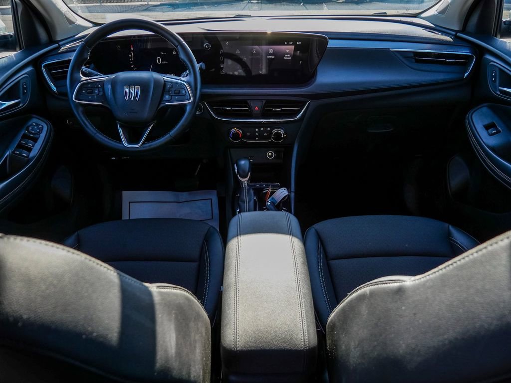Used 2025 Buick Encore GX Preferred FWD image 21