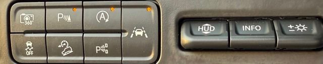 Used 2024 GMC Yukon XL Denali Ultimate image 45