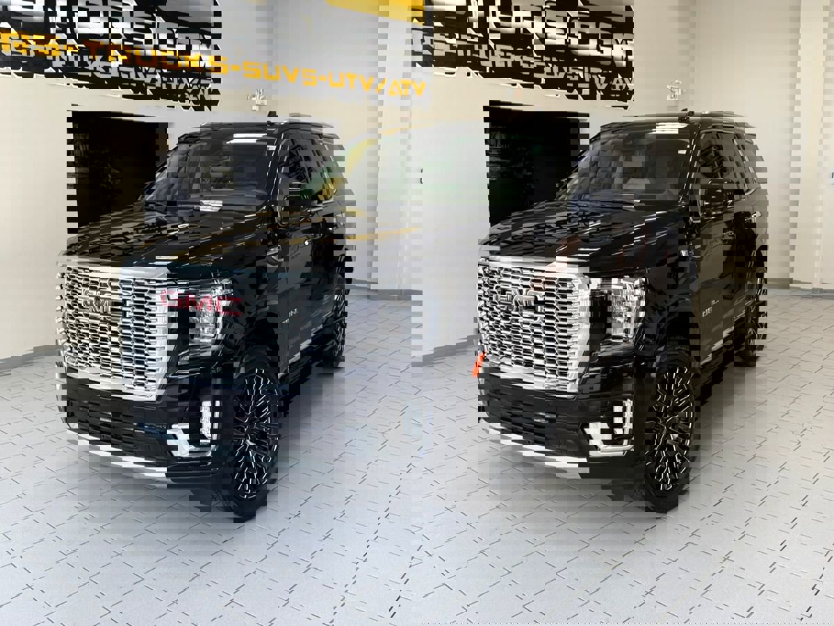 Used 2023 GMC Yukon Denali image 1