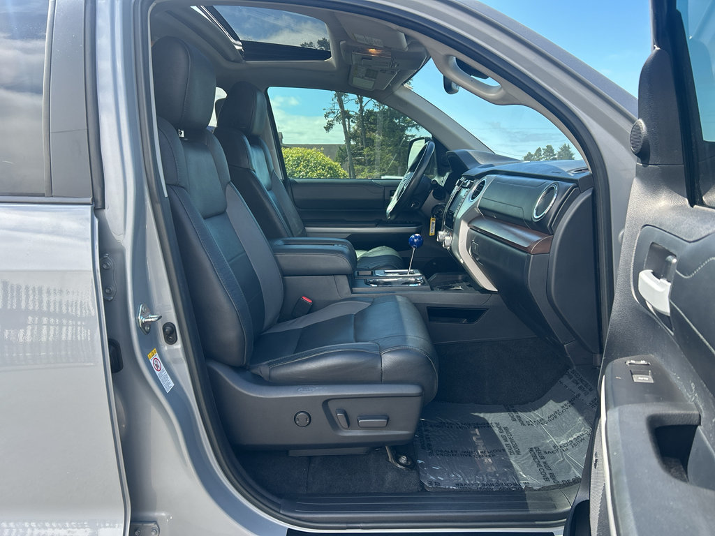 Used 2019 Toyota Tundra Limited w/ Limited Premium Package AWD/4WD image 31