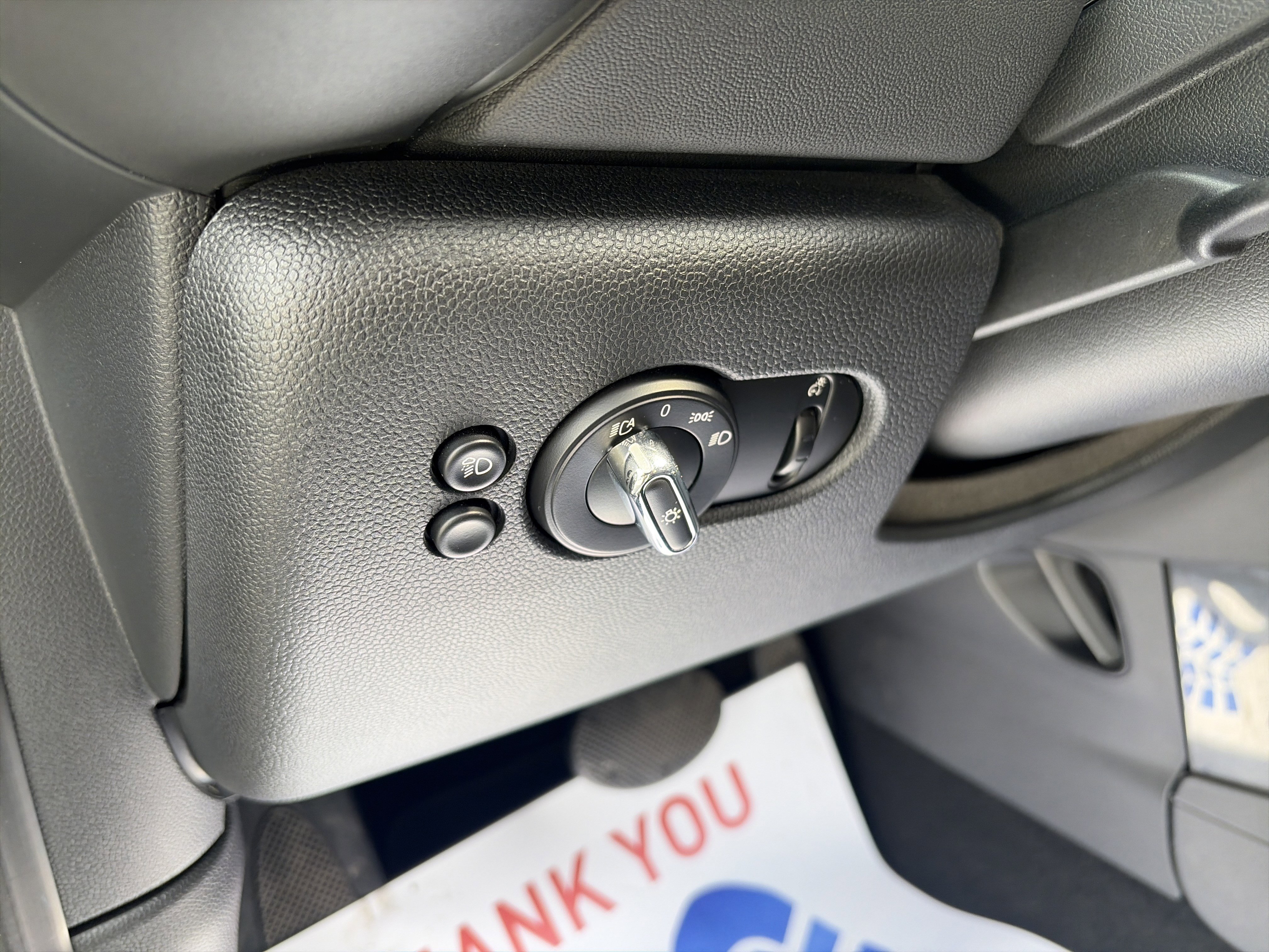 Used 2022 MINI Cooper 2-Door Hardtop image 21