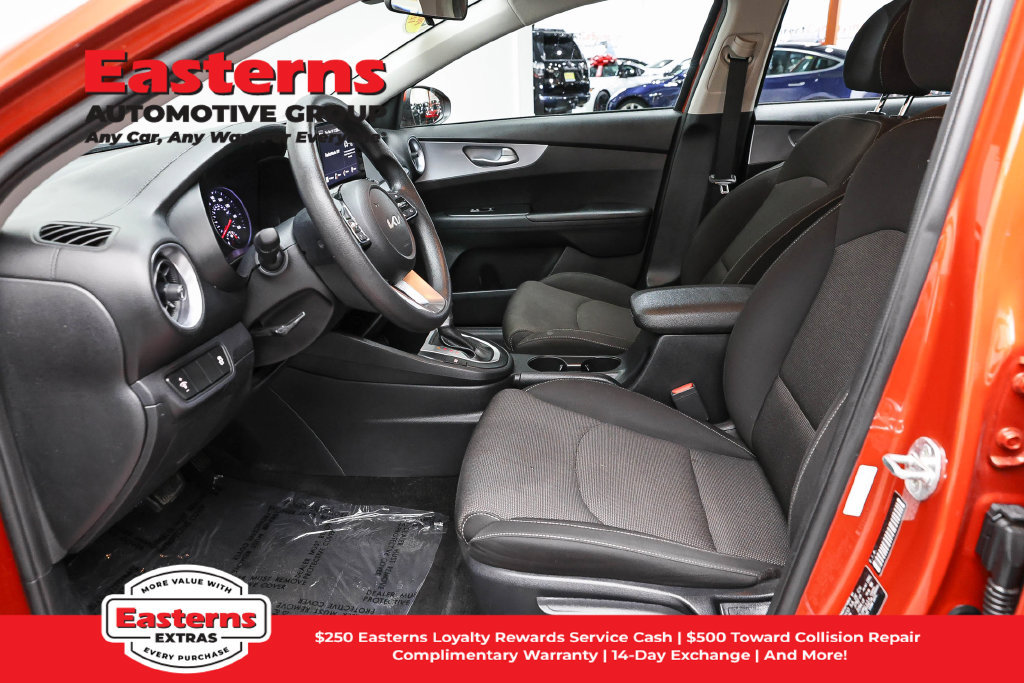 Used 2022 Kia Forte LXS FWD image 14