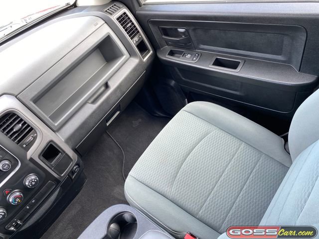 Used 2018 RAM 1500 Express AWD/4WD image 14