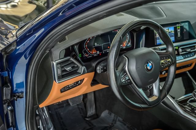 Used 2022 BMW 330i xDrive Sedan w/ Driving Assistance Package AWD/4WD image 23