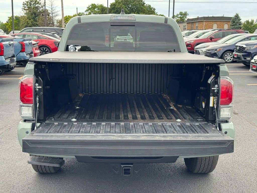 Used 2023 Toyota Tacoma TRD Sport w/ Technology Package AWD/4WD image 6