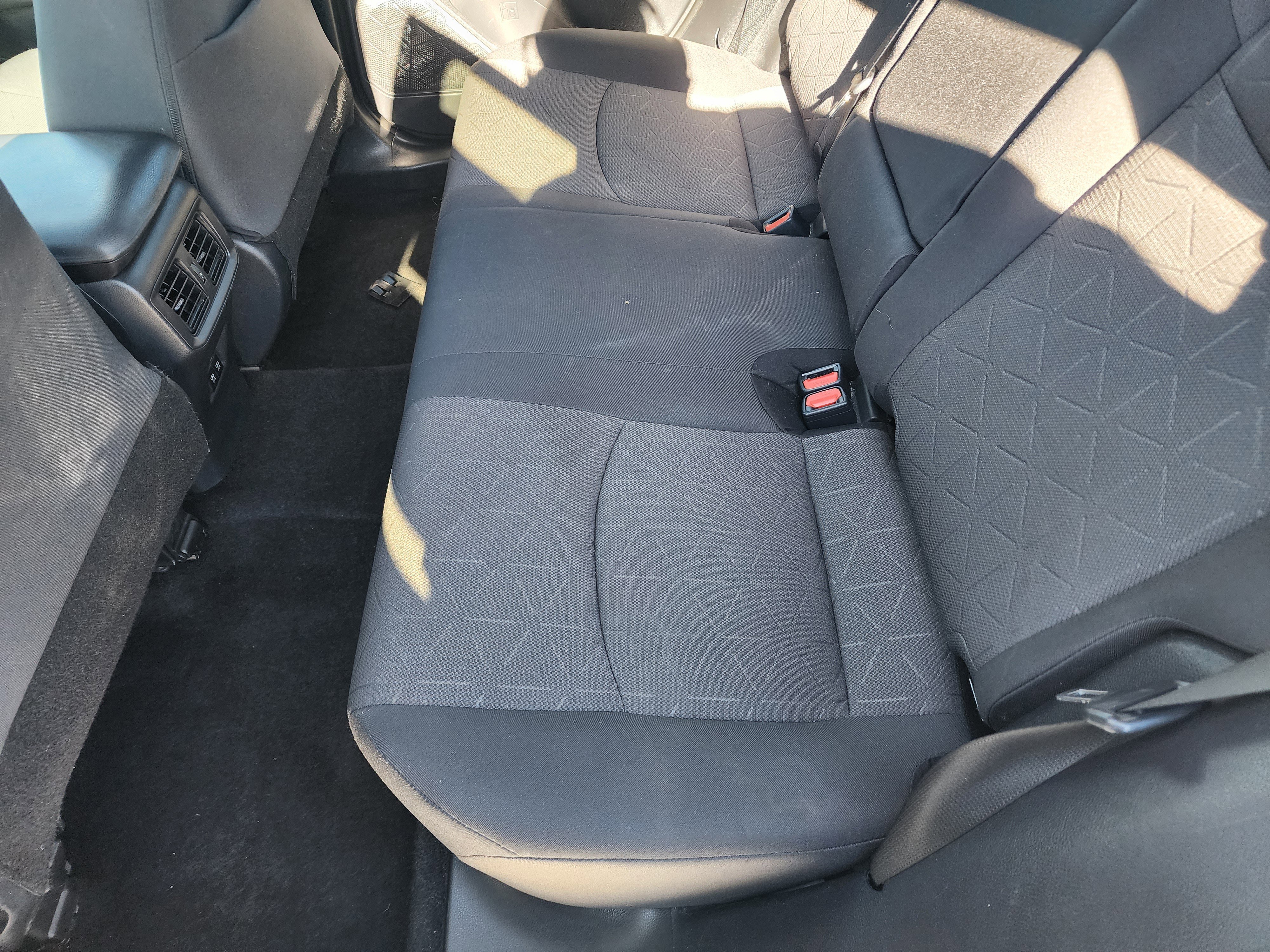 Used 2019 Toyota RAV4 XLE image 14