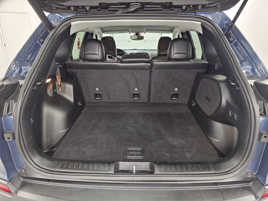 Used 2020 Jeep Cherokee Limited AWD/4WD image 26