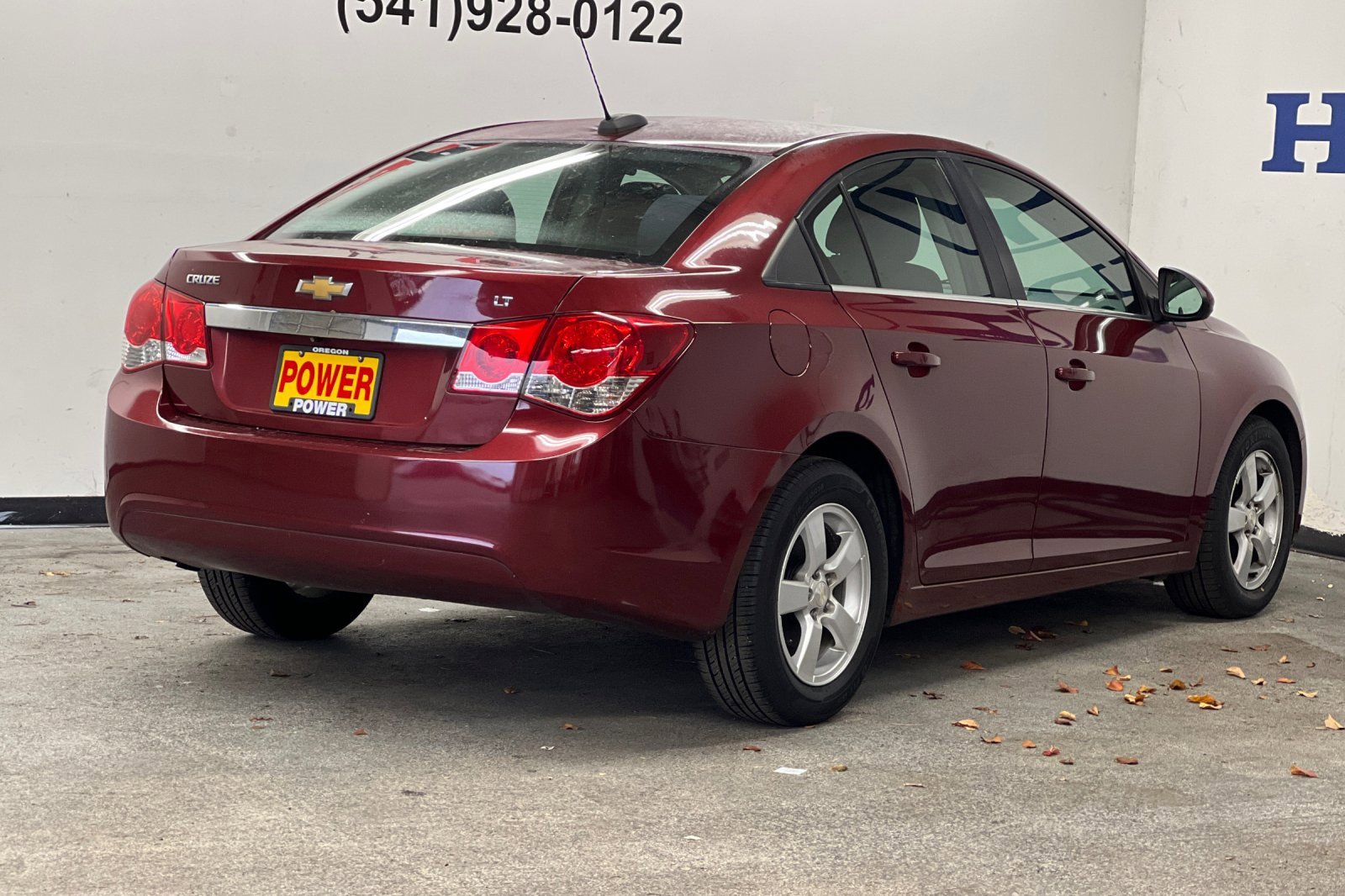 Used 2016 Chevrolet Cruze LT w/ Technology Package image 3