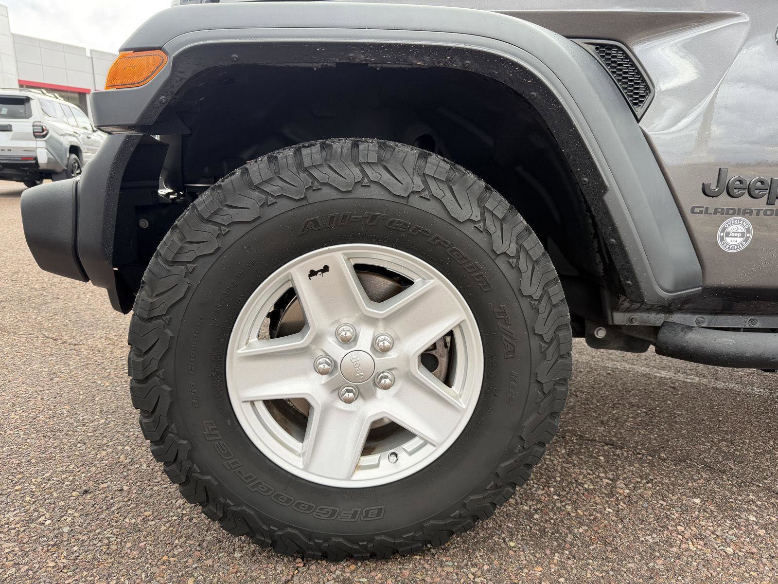 Used 2020 Jeep Gladiator Sport w/ Quick Order Package 24S image 40