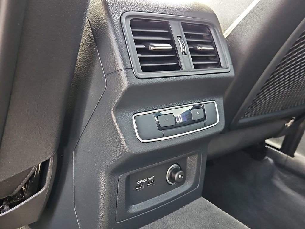 Certified 2023 Audi Q5 2.0T Premium w/ Convenience Package image 16