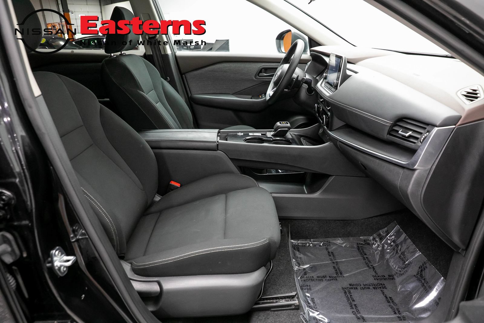 Used 2023 Nissan Rogue S FWD image 23