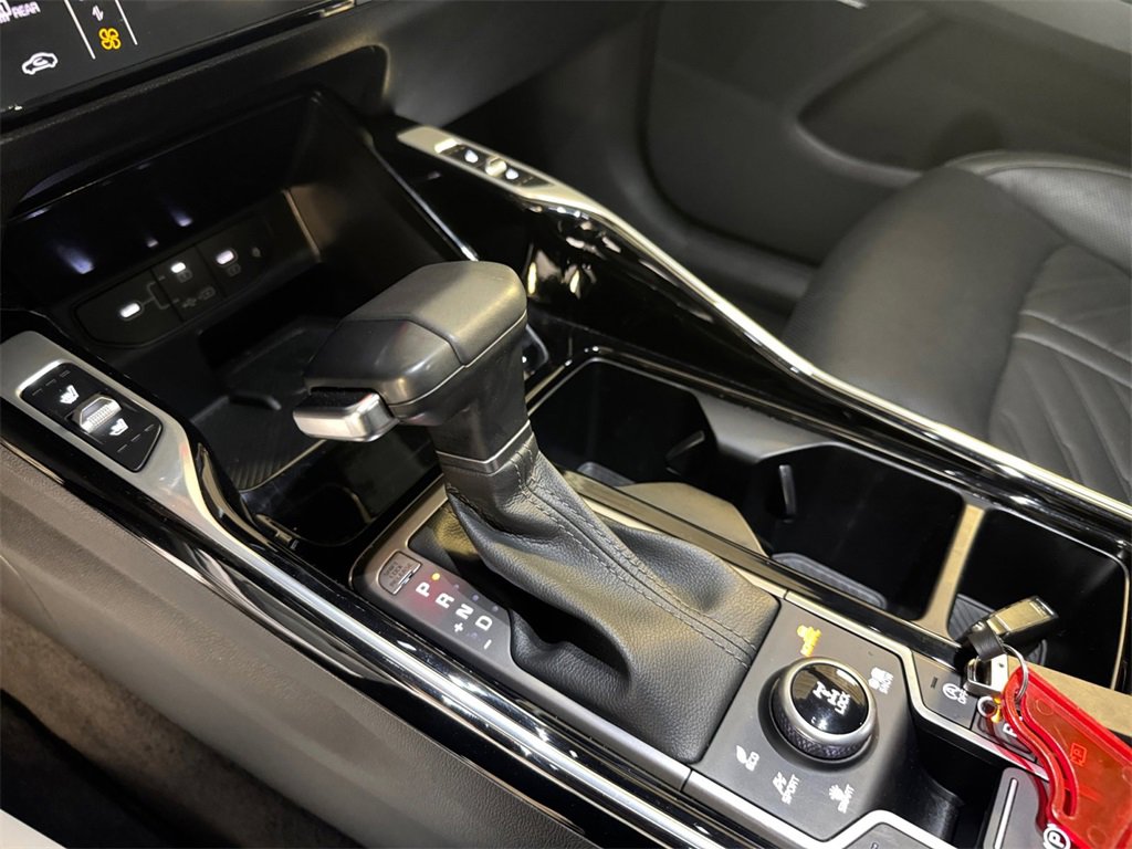 Certified 2024 Kia Sorento SX Prestige image 21