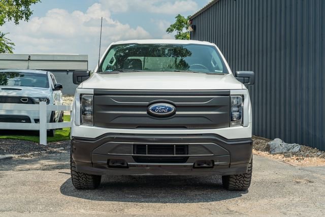 Used 2022 Ford F150 Lightning Pro image 9