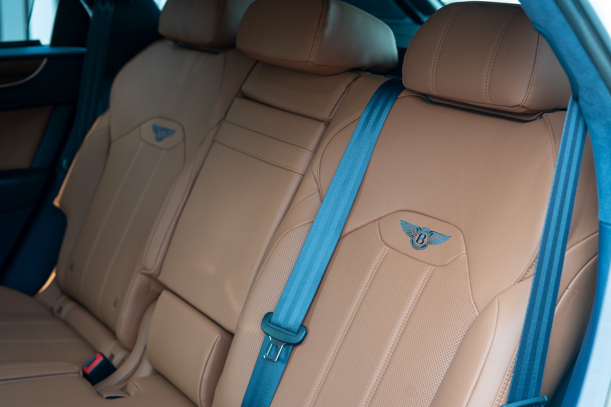 New 2026 Bentley Bentayga AWD/4WD image 25