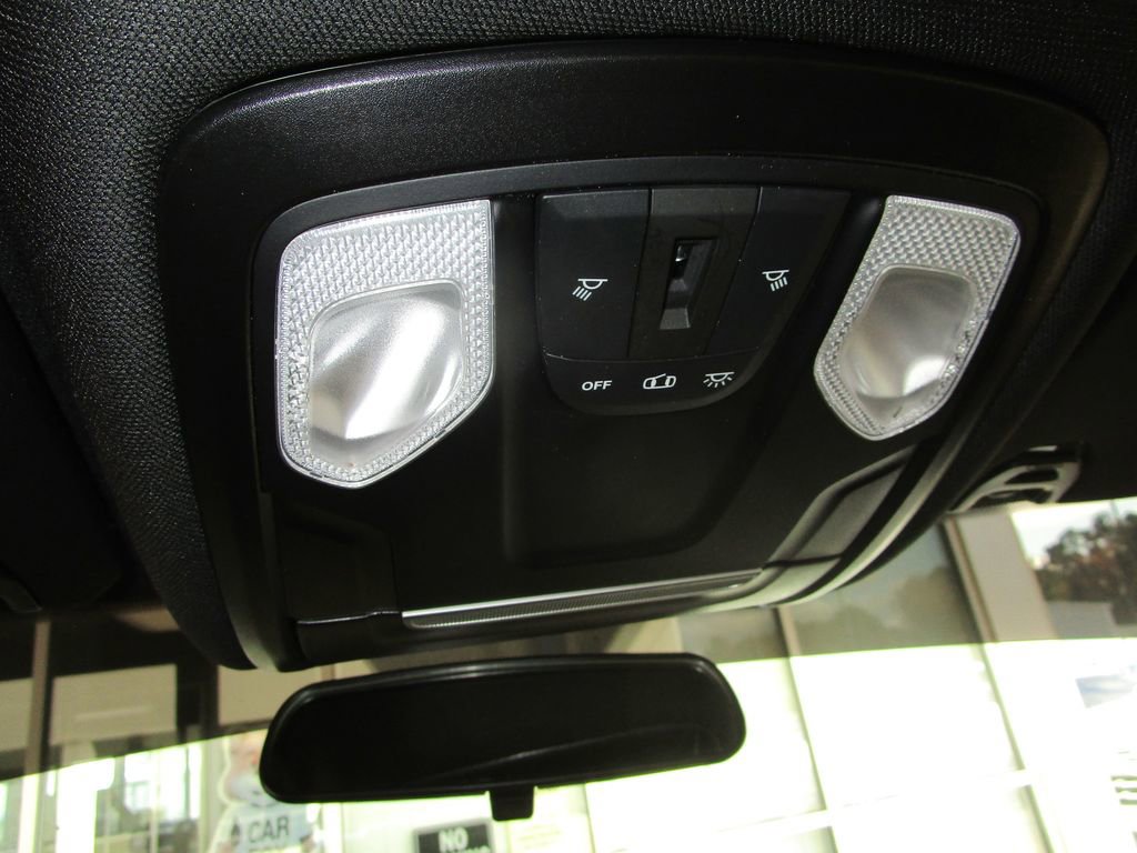 Used 2024 RAM 3500 Tradesman image 37