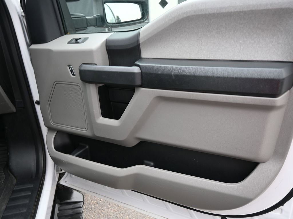 Used 2020 Ford F350 XL w/ Power Equipment Group image 24