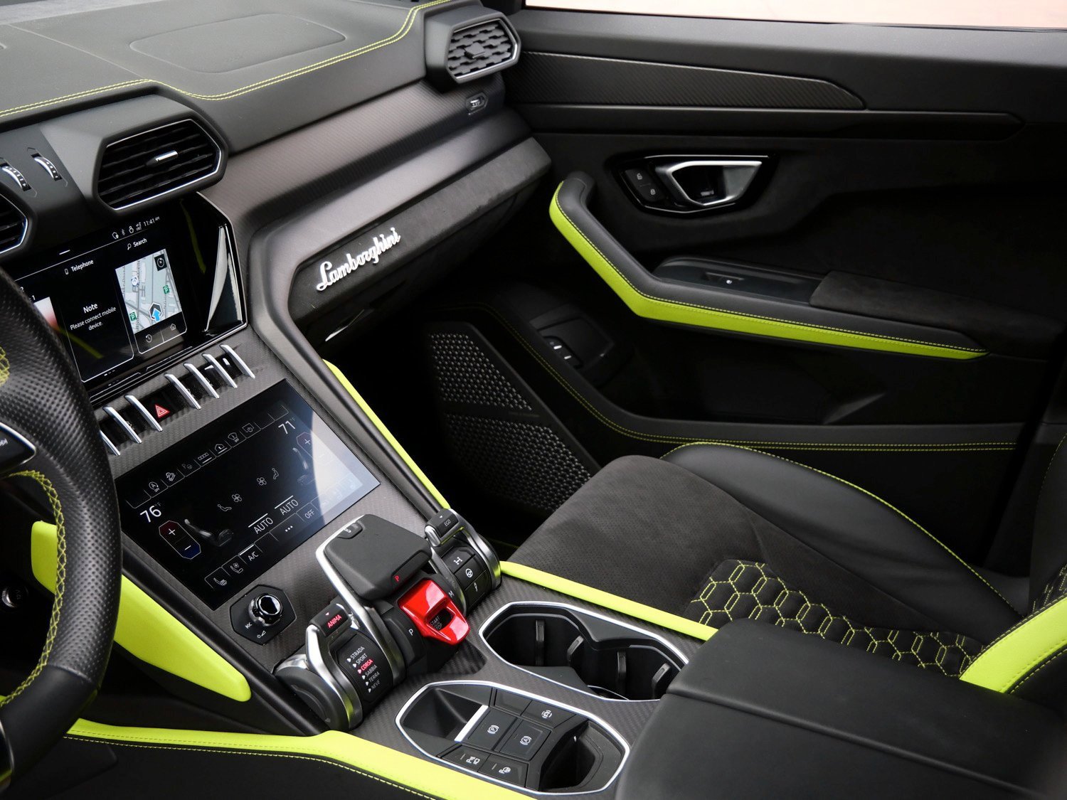 Used 2022 Lamborghini Urus image 15