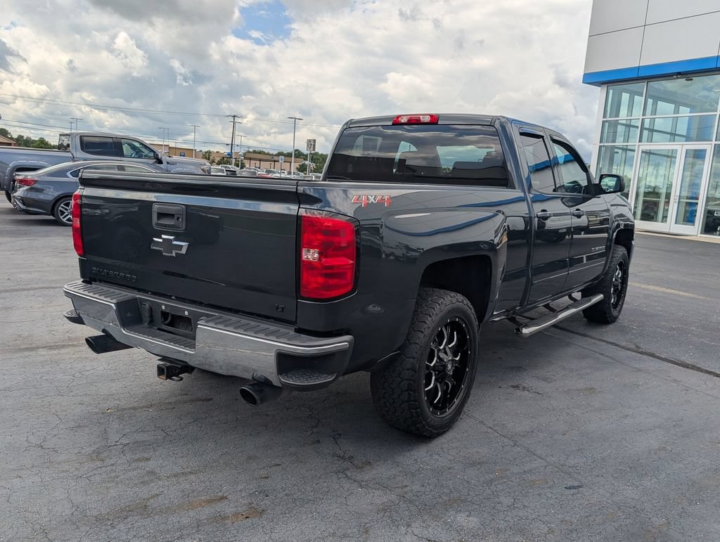 Used 2018 Chevrolet Silverado 1500 LT AWD/4WD image 7