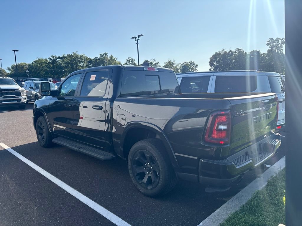 Used 2025 RAM 1500 Big Horn AWD/4WD image 3