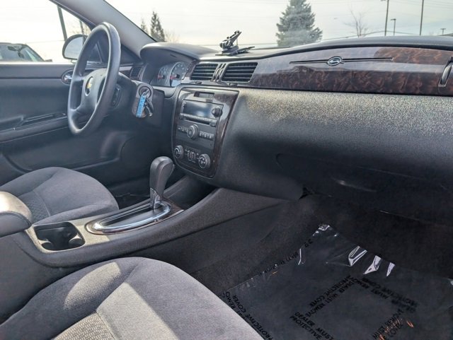 Used 2016 Chevrolet Impala LT image 22