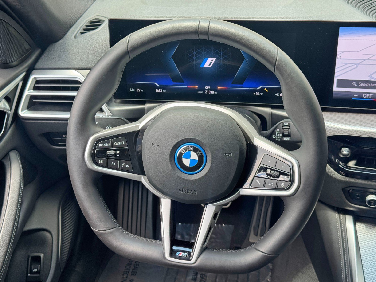 Used 2025 BMW i4 eDrive40 w/ M Sport Package RWD image 17