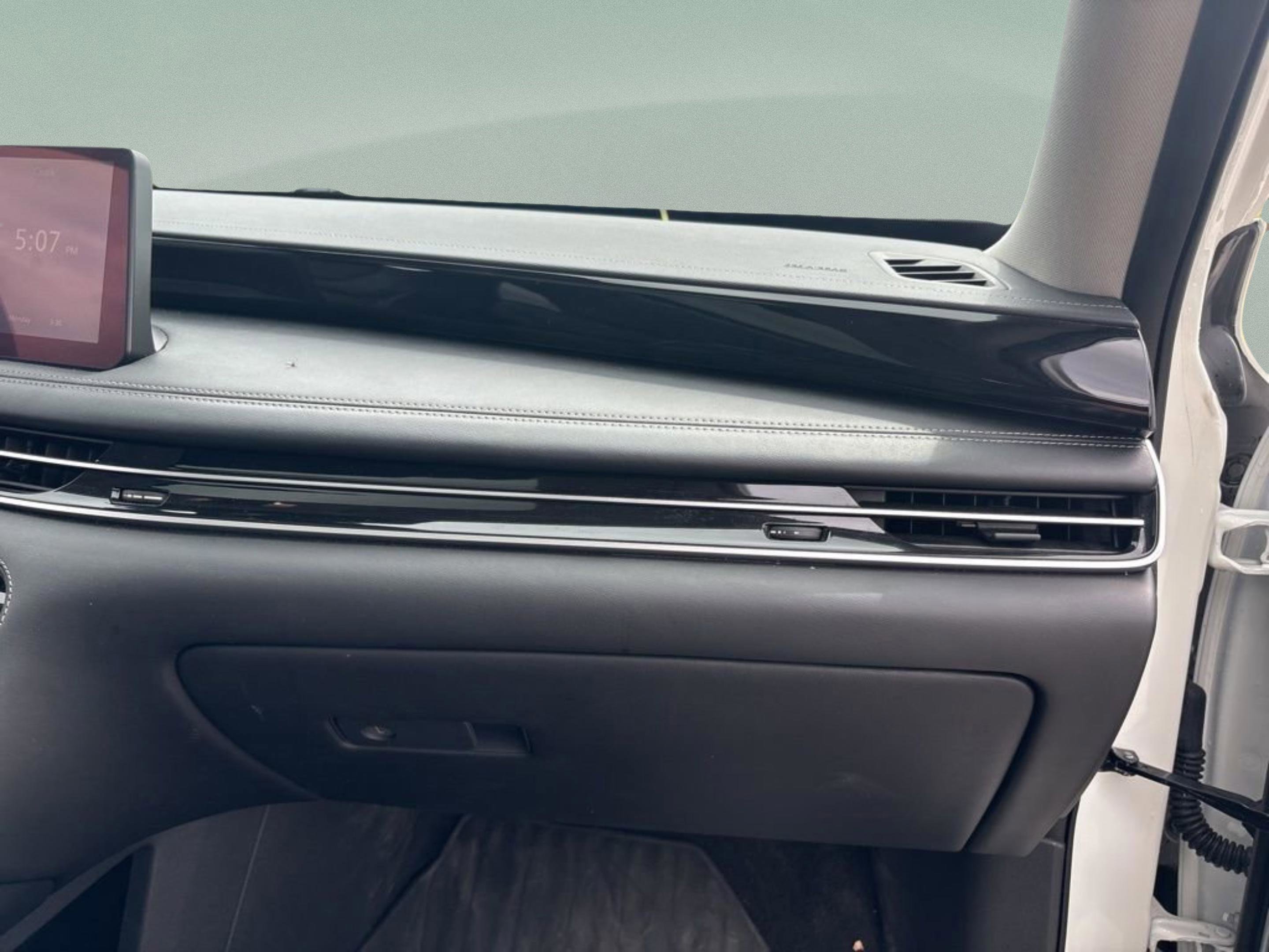 Used 2023 INFINITI QX60 Pure image 37