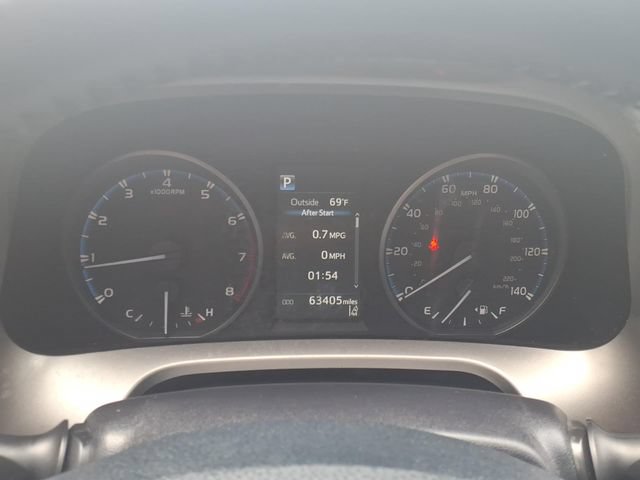 Used 2017 Toyota RAV4 XLE AWD/4WD image 10