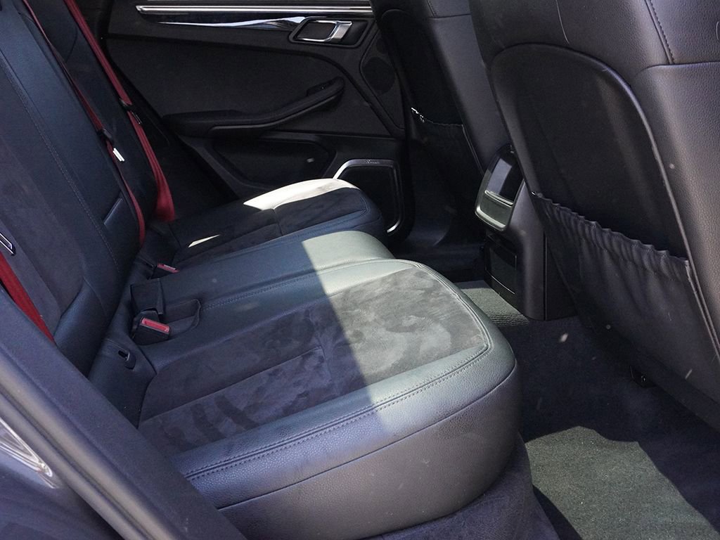 Used 2015 Porsche Macan S AWD/4WD image 24