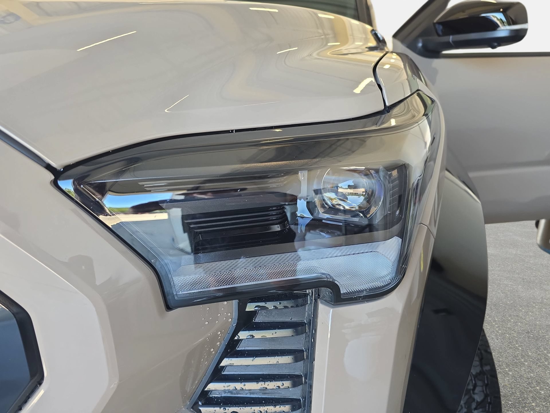 Used 2025 Toyota Tacoma TRD Pro AWD/4WD image 29