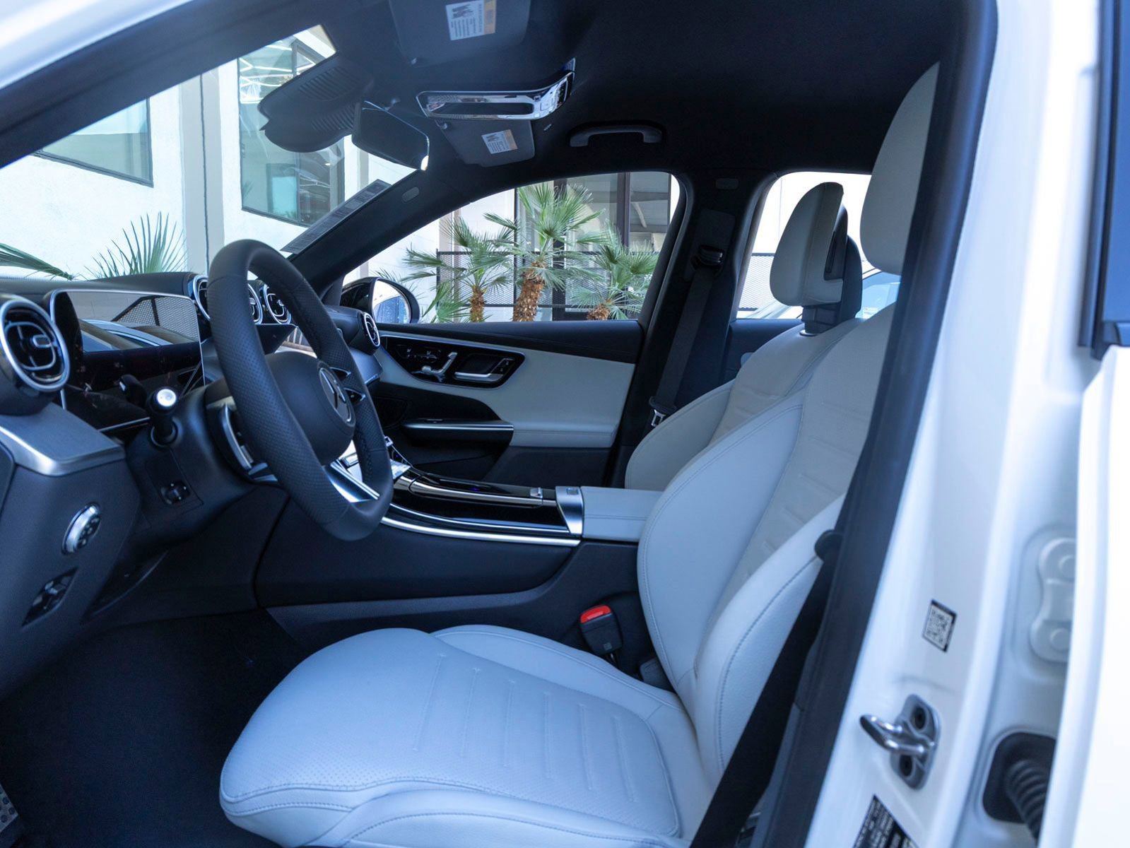 New 2026 Mercedes-Benz GLC 300 image 14