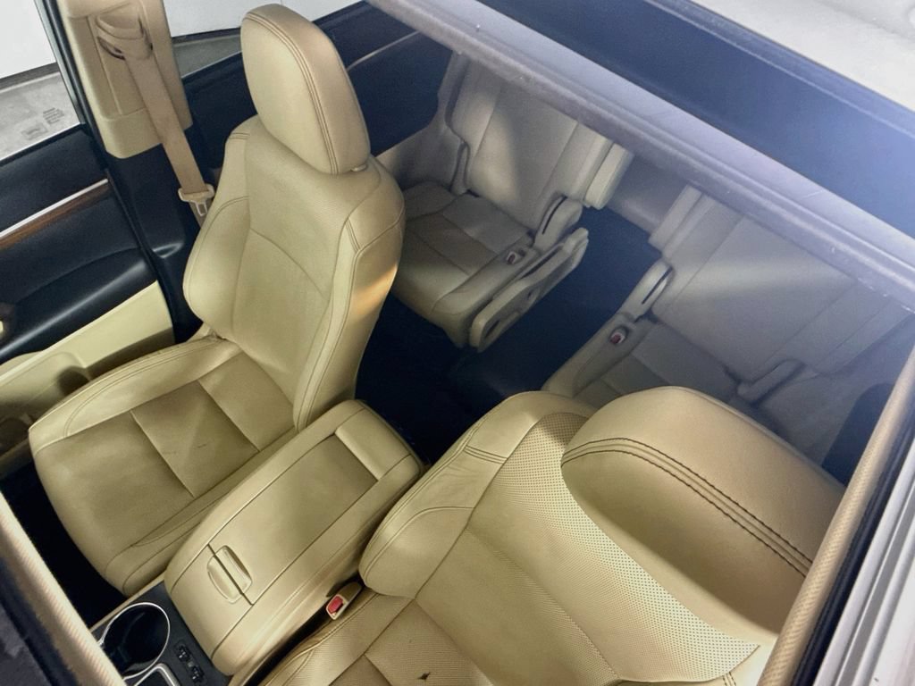 Certified 2019 Toyota Highlander Limited AWD/4WD image 19