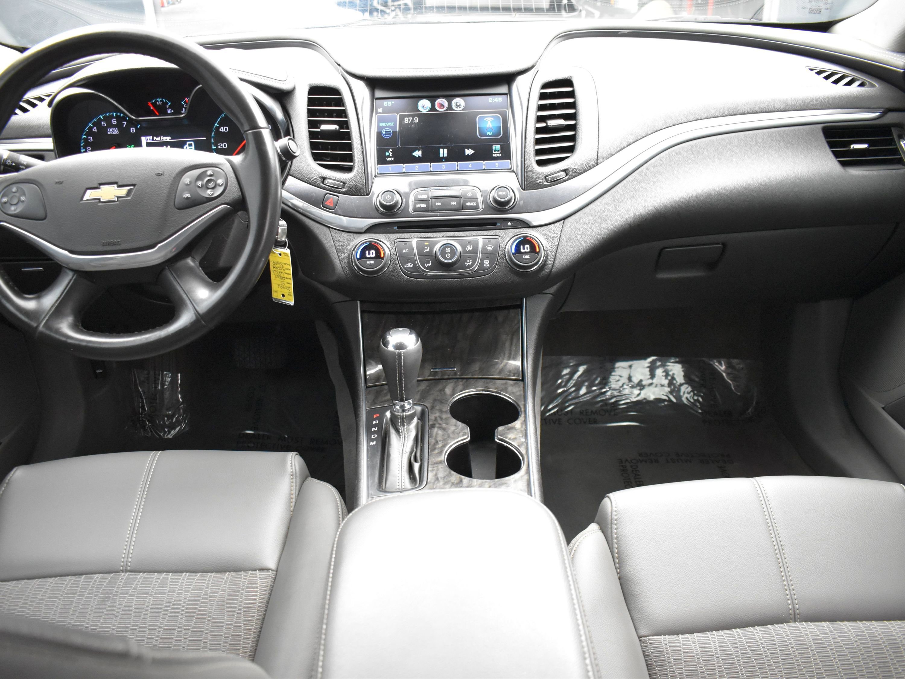 Used 2015 Chevrolet Impala LT image 14
