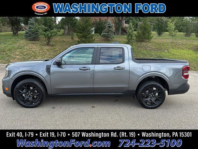 New 2025 Ford Maverick Lariat w/ Black Appearance Package