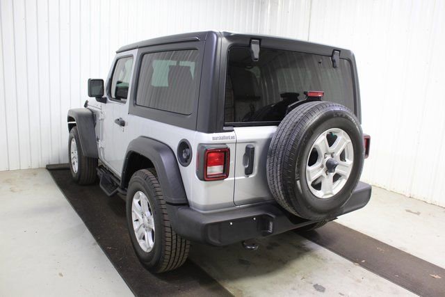 Used 2023 Jeep Wrangler Sport S image 4