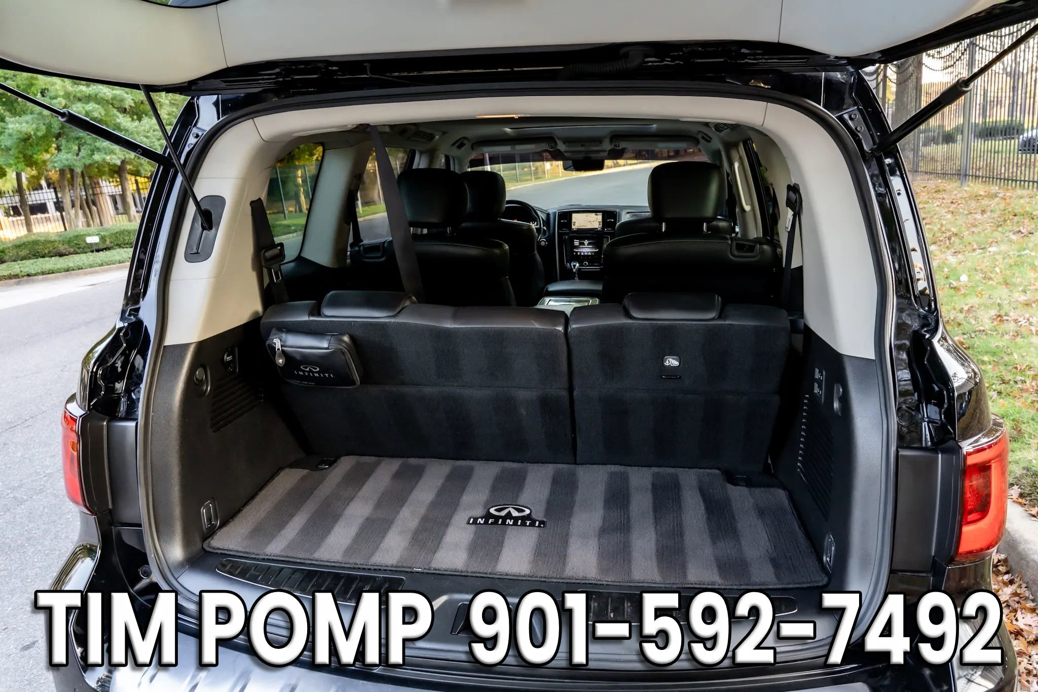 Used 2021 INFINITI QX80 Luxe w/ Cargo Package image 17