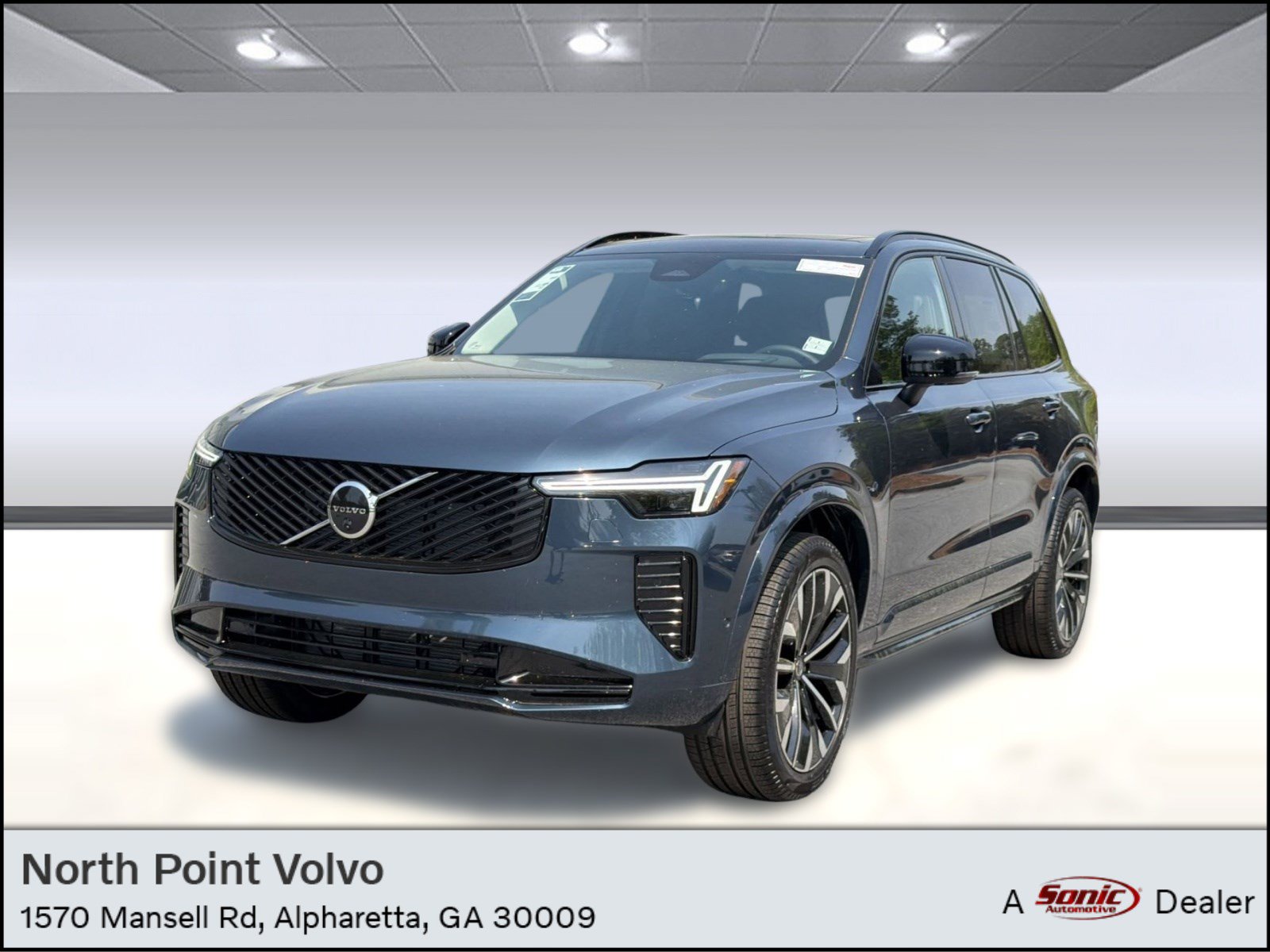 New 2026 Volvo XC90 B6 Ultra w/ Protection Package