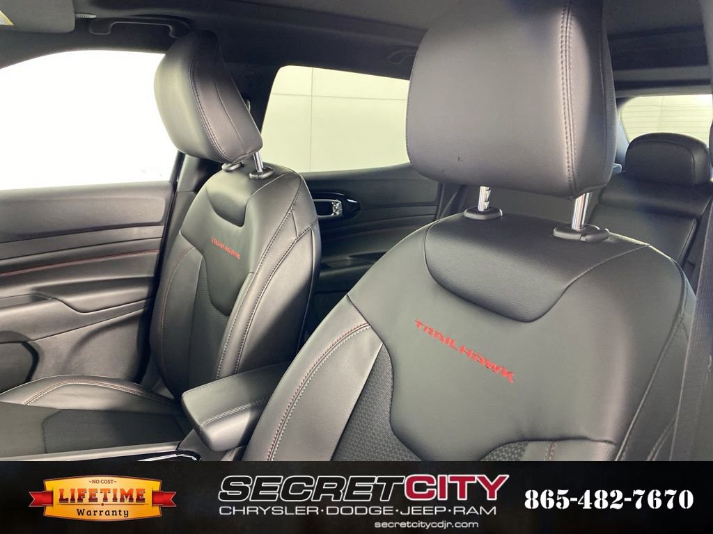 New 2026 Jeep Compass Trailhawk w/ Sun, Sound & Navigation Group image 10