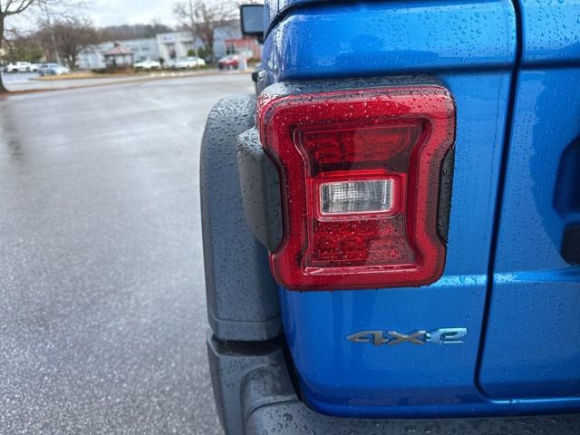 Used 2024 Jeep Wrangler Unlimited Rubicon 4xe w/ Technology Group AWD/4WD image 10