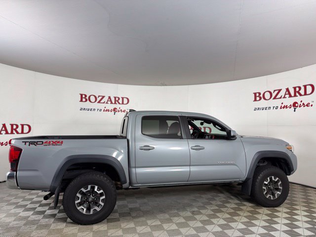 Used 2019 Toyota Tacoma TRD Off-Road AWD/4WD image 18