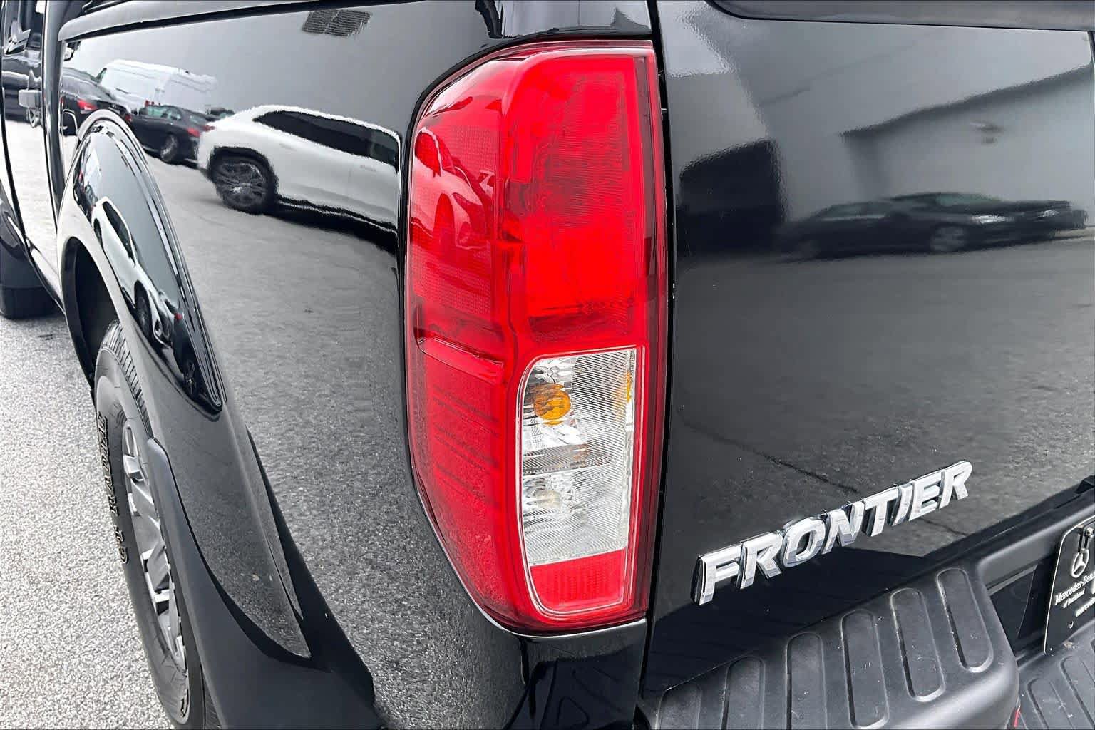 Used 2017 Nissan Frontier Desert Runner RWD image 29