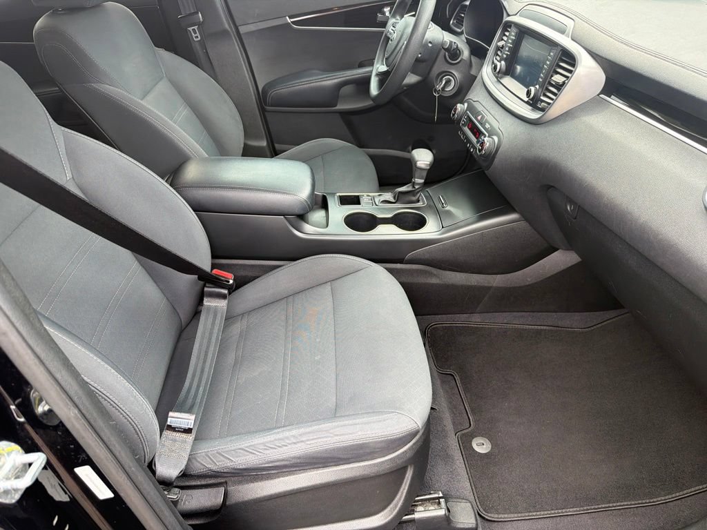 Used 2019 Kia Sorento AWD V6 image 15