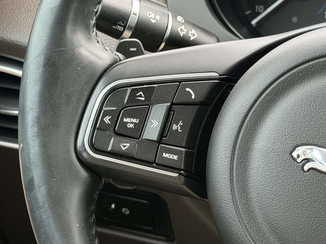 Used 2017 Jaguar F-PACE Prestige AWD/4WD image 19