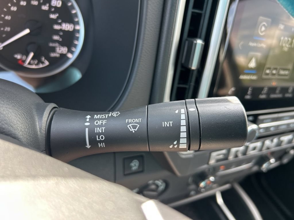 Certified 2025 Nissan Frontier SV AWD/4WD image 31