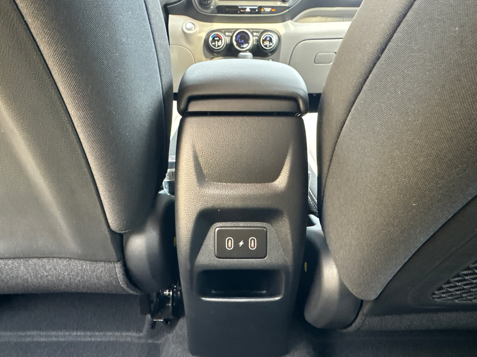 New 2026 Hyundai Venue SEL FWD image 25