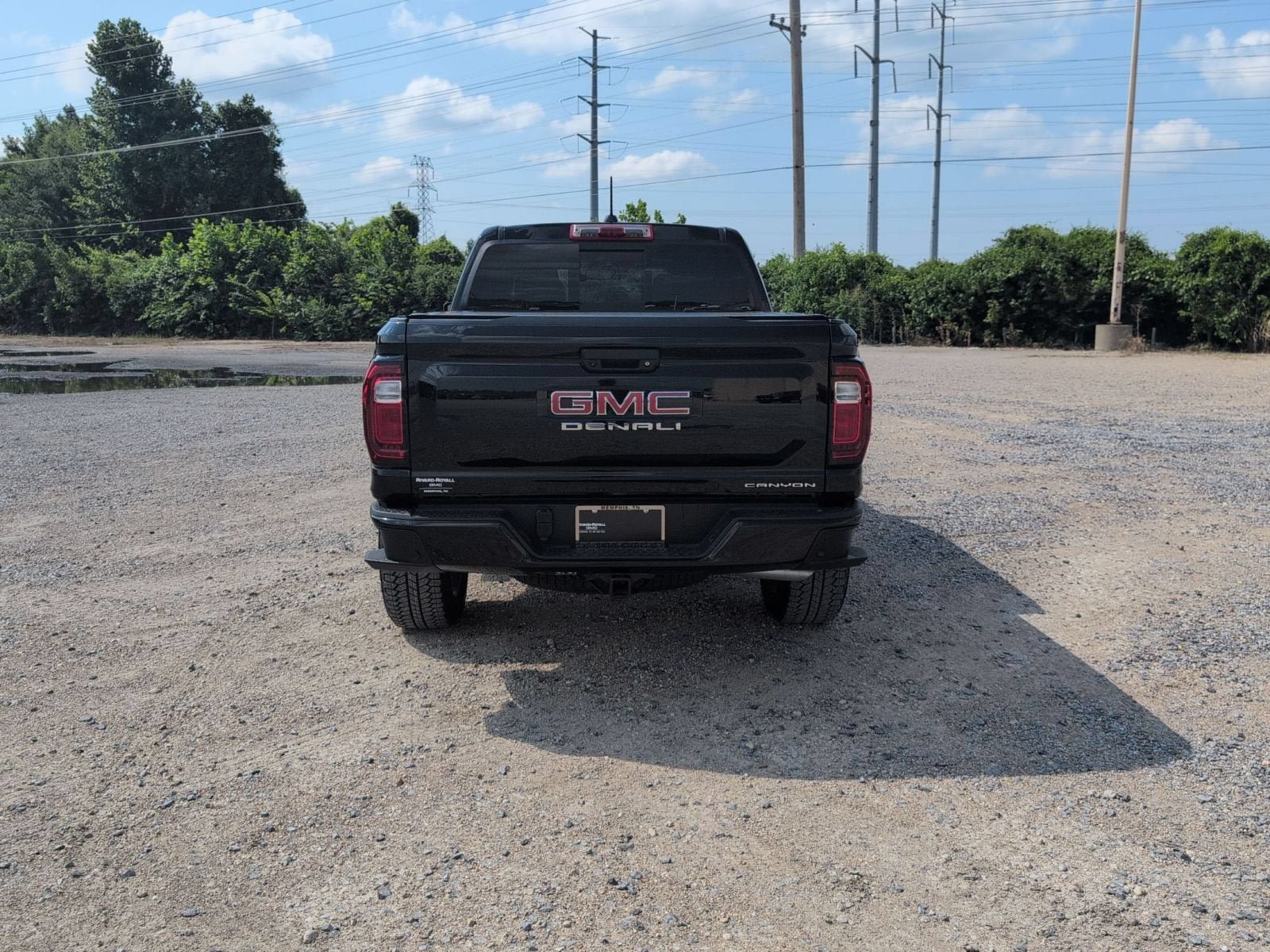 Used 2026 GMC Canyon Denali AWD/4WD image 5