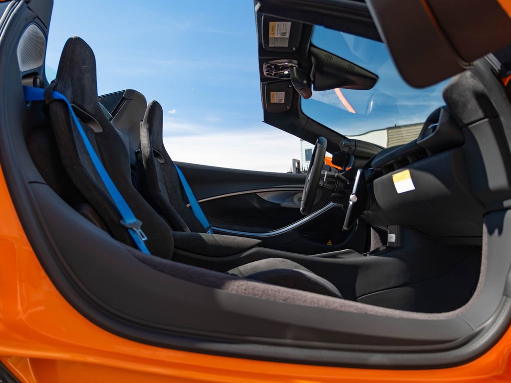 New 2026 McLaren Artura Spider image 11