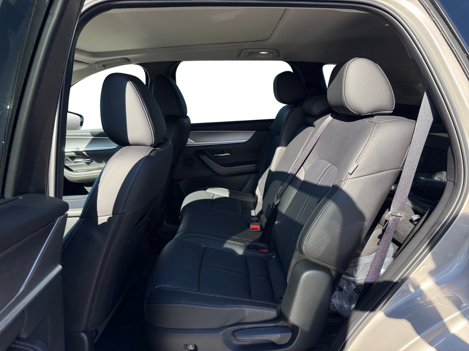 New 2026 MAZDA CX-90 Plug-In Hybrid w/Premium Sport image 16