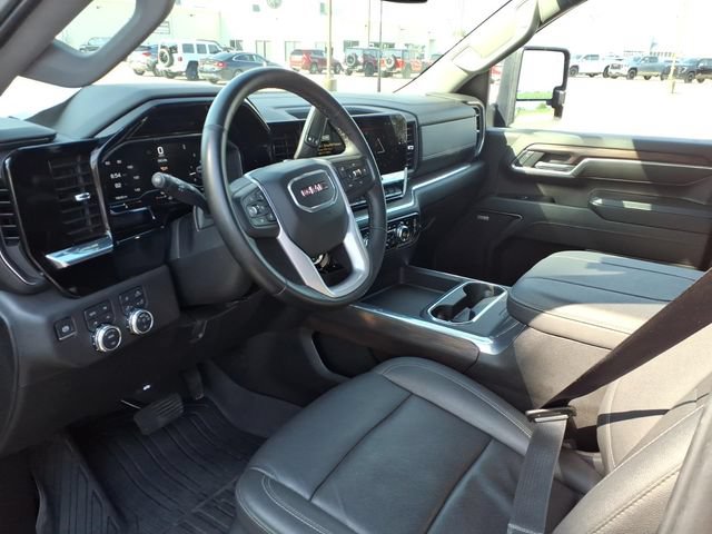 Used 2025 GMC Sierra 2500 SLT w/ SLT Premium Package AWD/4WD image 16