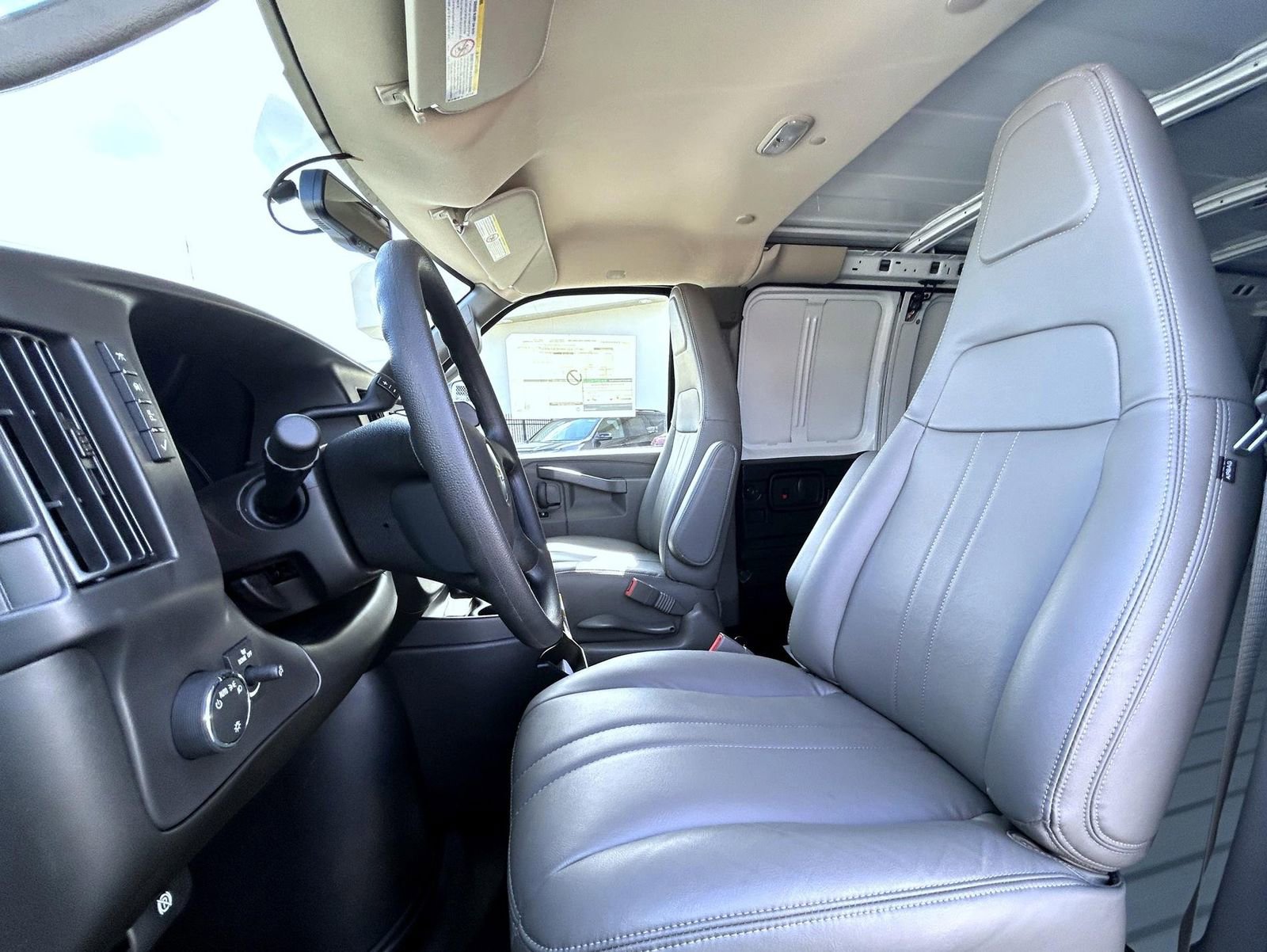 New 2025 Chevrolet Express 2500 Work Van w/ Safety Package RWD image 10